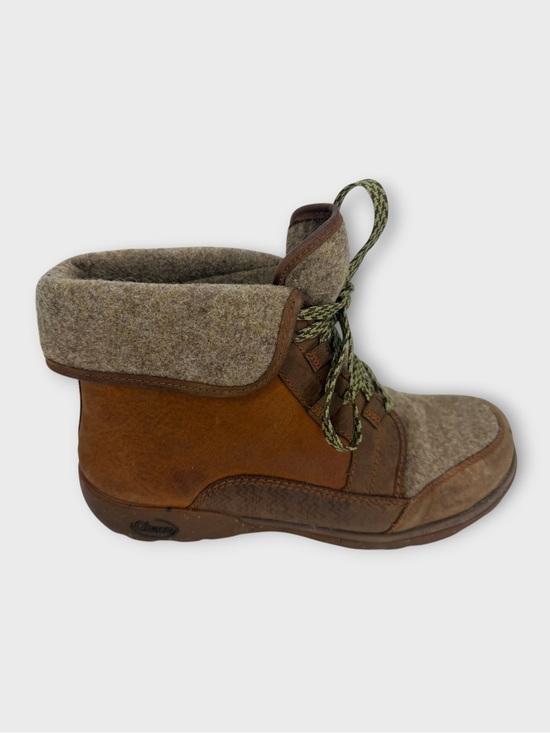 Chaco Shoes - CHACO Women's Barbary Boots Pinecone Wool Leather Gorpcore Hike Size 9.5 Nice!!